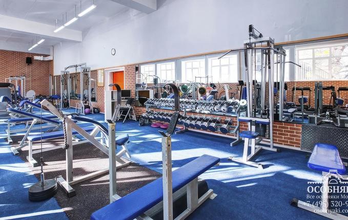 на улице Талалихина, 28, площадь 4388 м