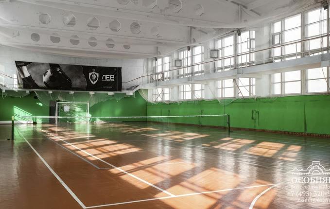 на улице Талалихина, 28, площадь 4388 м