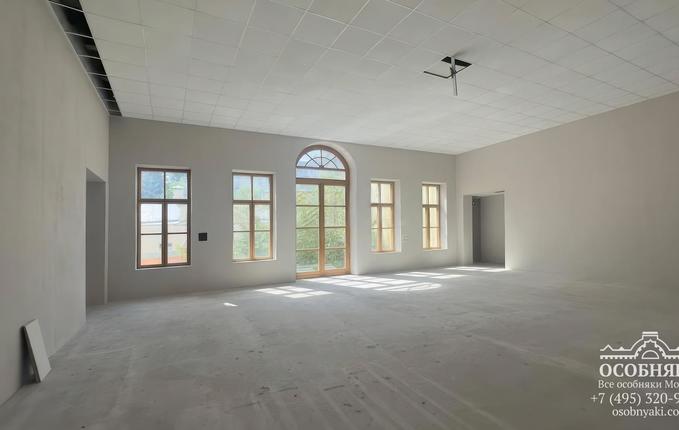 на Пречистенке, 35, площадь 2550 м