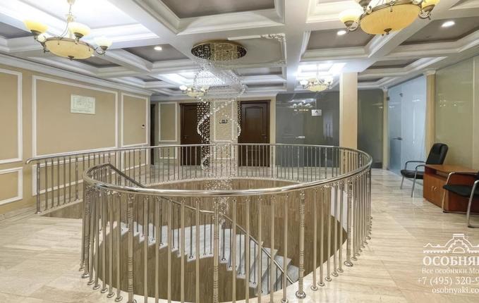 на Садовнической улице, 52, площадь 1224 м