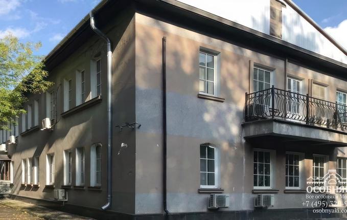 на улице Петра Романова, 14, площадь 732 м