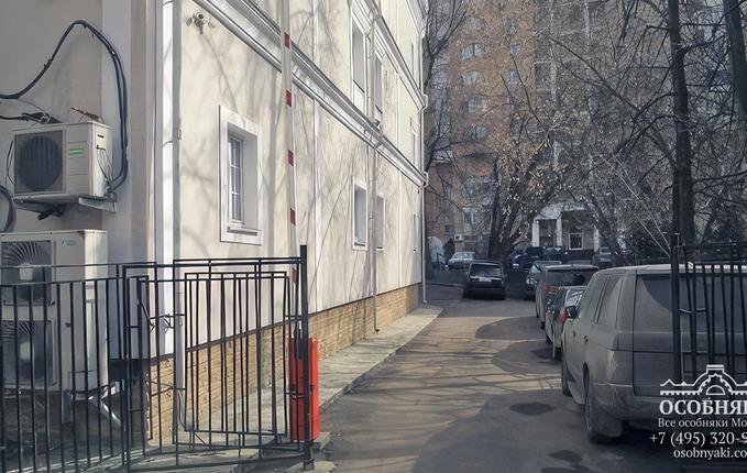 на Большой Грузинской улице, 36, площадь 902 м