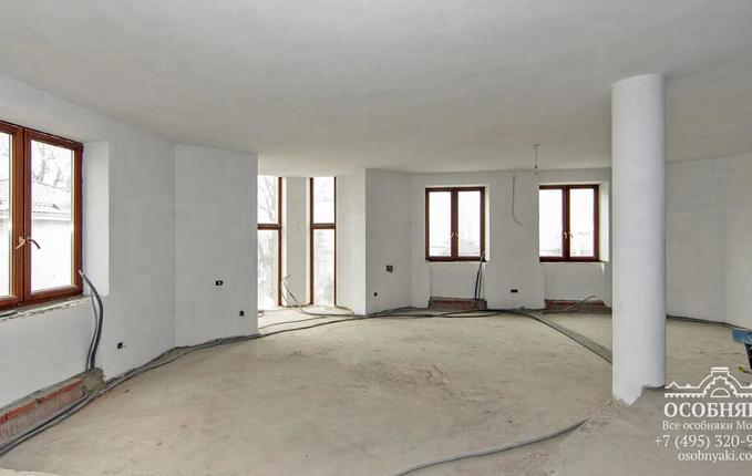 на 2-й Мякининской улице, 48, площадь 980 м