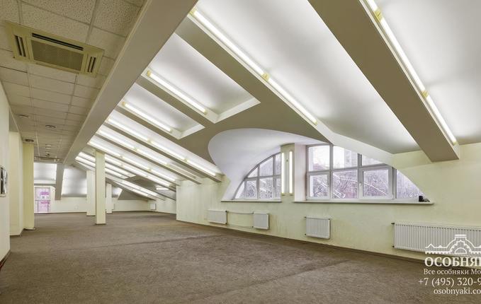 на Армавирской улице, 12, площадь 1331 м