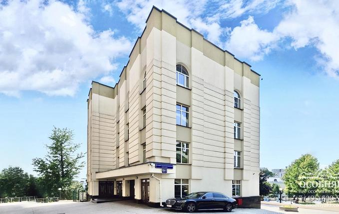 в Большом Спасоглинищевском переулке, 9/1, площадь 1544 м