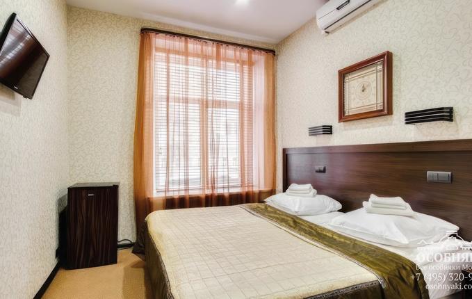 в Старопименовском переулке, 11с3, площадь 447 м