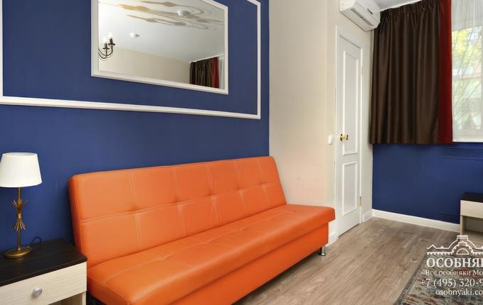 в Старопименовском переулке, 11с3, площадь 447 м