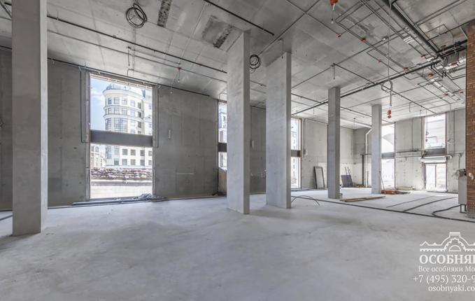 на Софийской Набережной, 36с1, площадь 1035 м