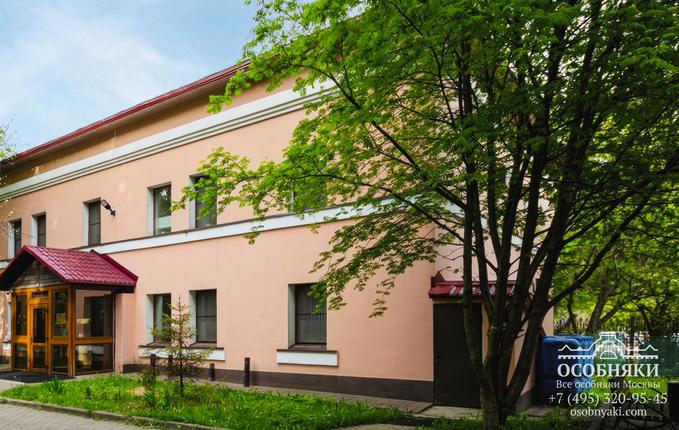 в Воронцовском парке, 4, площадь 1023 м