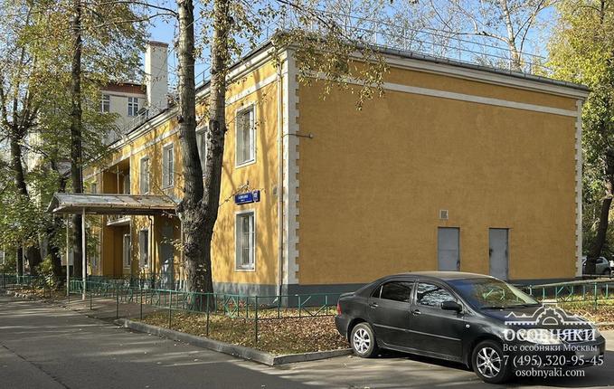 на Загородном шоссе, 10, площадь 642 м