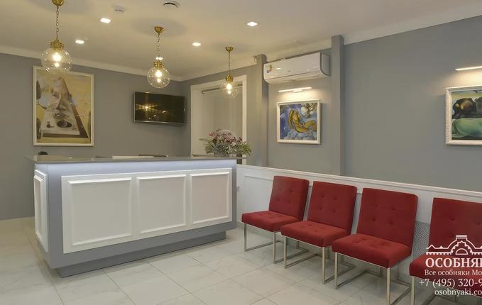 на Загородном шоссе, 10, площадь 642 м