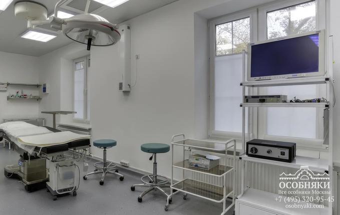 на Загородном шоссе, 10, площадь 642 м