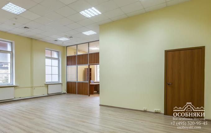 на Большой Почтовой, 36, площадь 2035 м