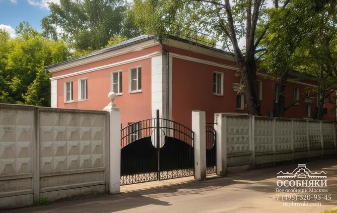 на улице Дмитрия Ульянова, 37, площадь 462 м