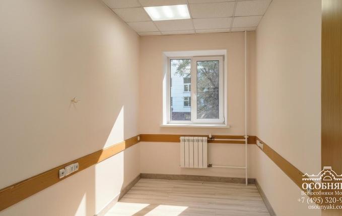 на улице Дмитрия Ульянова, 37, площадь 462 м