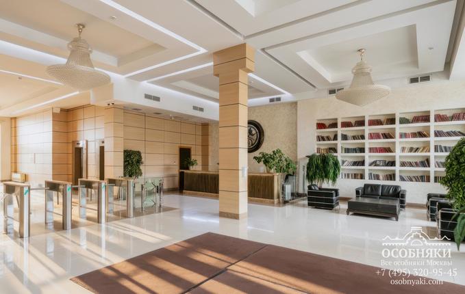 на Варшавском шоссе, 26, площадь 23180 м