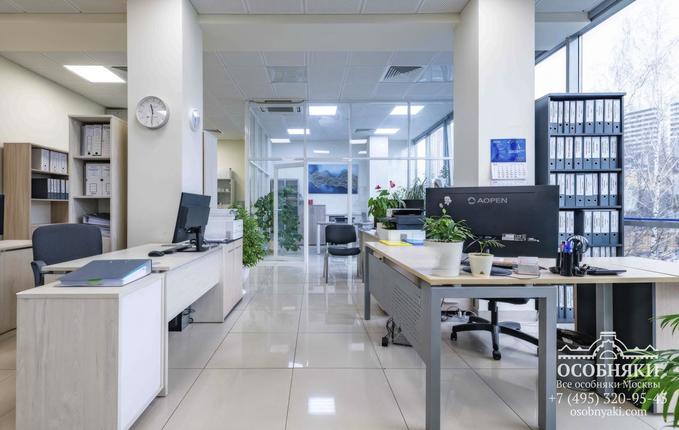 на улице Буракова, 29, площадь 8734 м