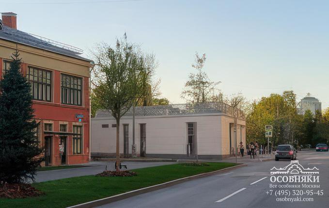 на улице 10-летия Октября, 5, площадь 223 м