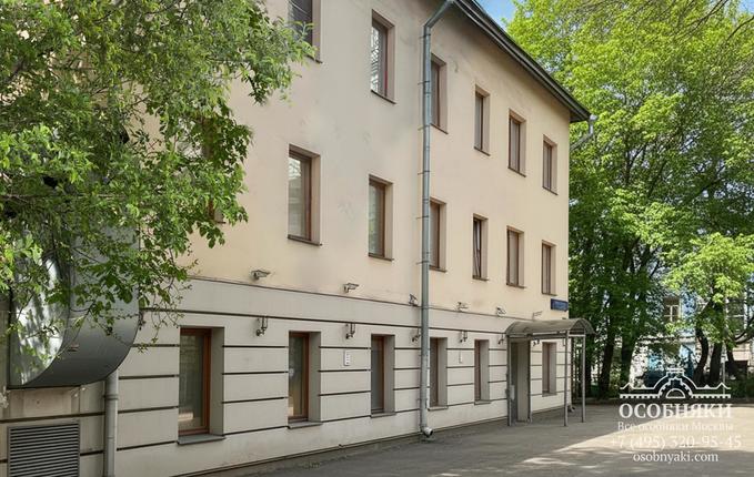 в Воротниковском переулке, 10, площадь 512 м