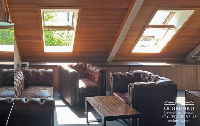 в Воротниковском переулке, 10, площадь 512 м