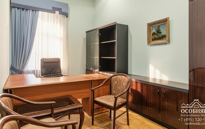 на улице Василия Петушкова, 27, площадь 1505 м