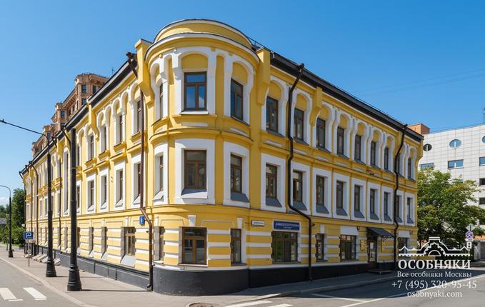 в Костомаровском переулке, 2, площадь 2634 м