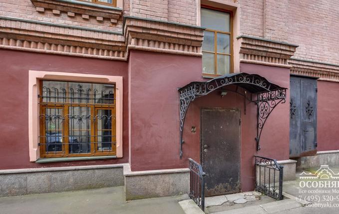 в Протопоповском переулке, 19с13, площадь 913 м