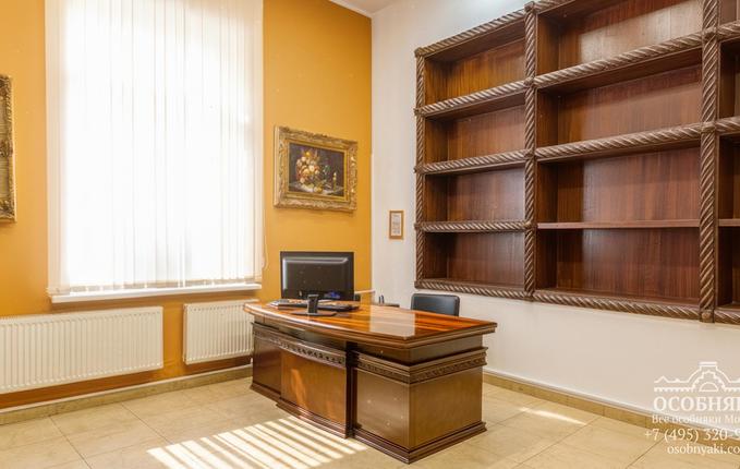 на Большой Почтовой, 36, площадь 2035 м