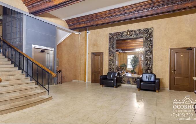 на Большой Почтовой, 36, площадь 2035 м