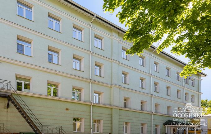 на улице Воронцово Поле, 12, площадь 1337 м