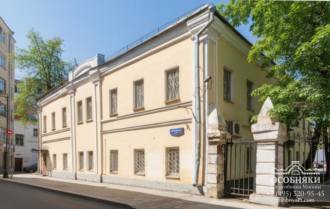 в Кривоколенном переулке, 11/13, площадь 1100 м