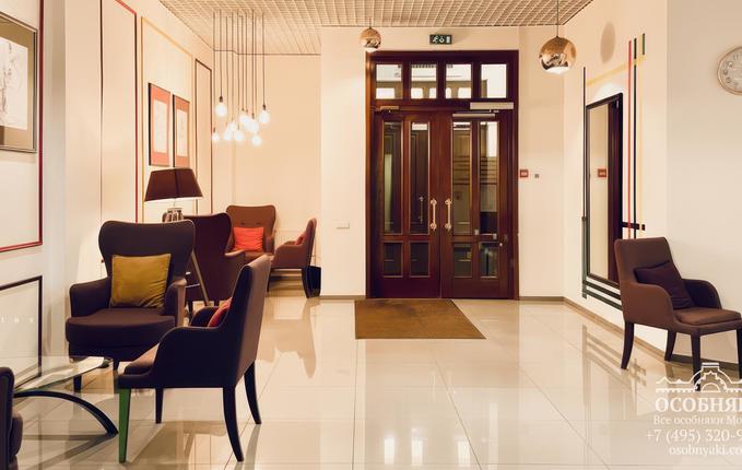 в Большом Кисловском, 9, площадь 6708 м