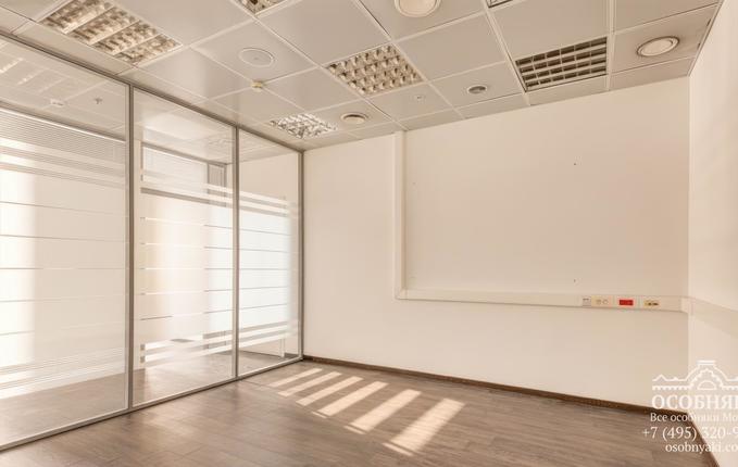 в Большом Кисловском, 9, площадь 6708 м