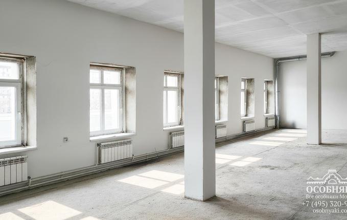 на Гончарной набережной, 3, площадь 1044 м