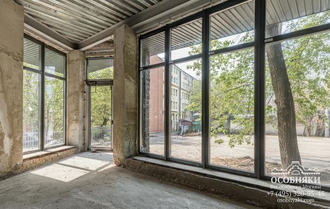 на Варшавском шоссе, 5, площадь 1180 м