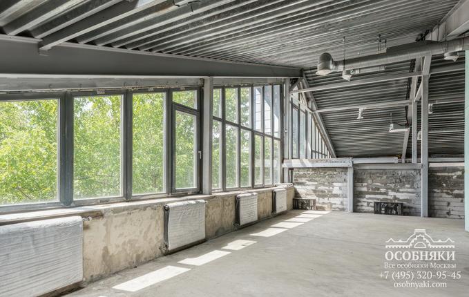 на Варшавском шоссе, 5, площадь 1180 м