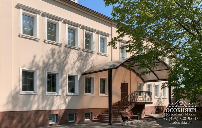 на Русаковской, 13с2, площадь 650 м