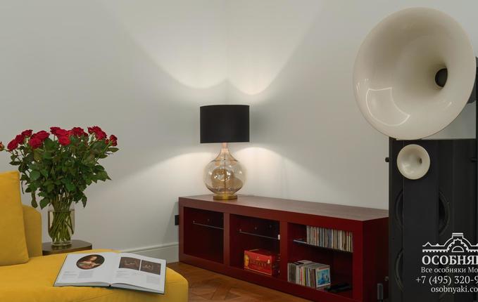 в Барыковском переулке, 7с1, площадь 558 м