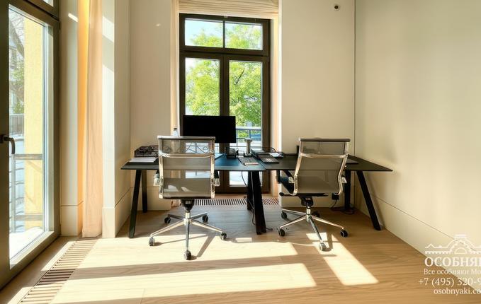 в Гранатном переулке, 6, площадь 1270 м