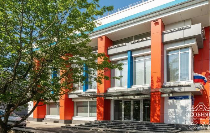 на Садовой-Черногрязской, 22, площадь 1520 м