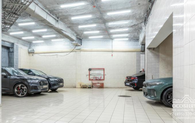 на Долгоруковской улице, 40, площадь 5343 м