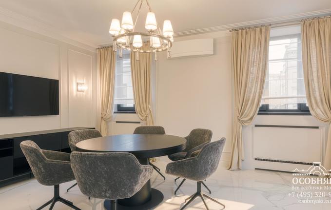 в Романовом переулке, 3с2, площадь 76 м