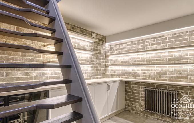 в Романовом переулке, 3с2, площадь 76 м