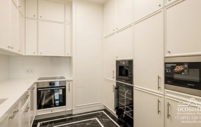 в Турчаниновом переулке, 2А, площадь 2558 м