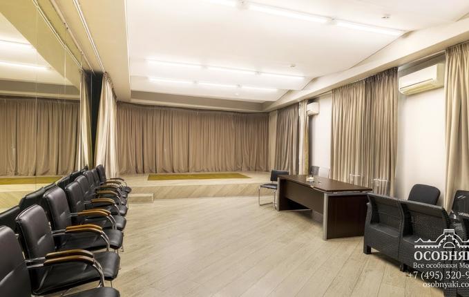 на Маленковской улице, 32, площадь 422 м