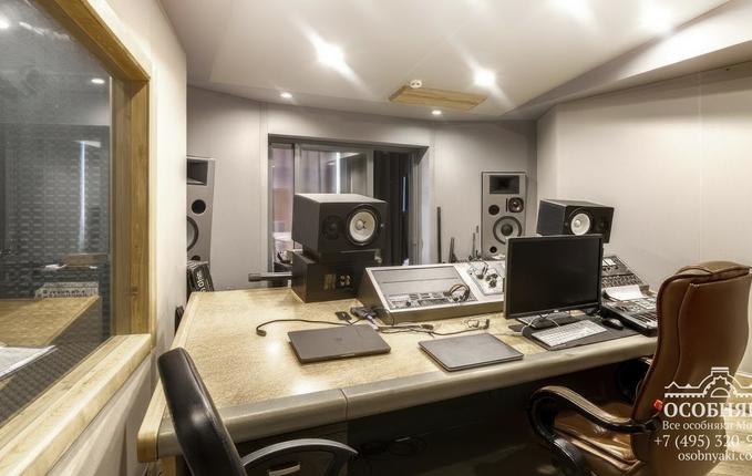 на Маленковской улице, 32, площадь 422 м