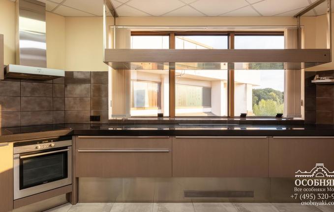 на Профсоюзной улице, 125, площадь 7400 м