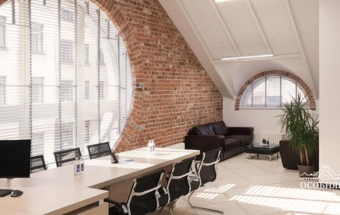 на Земляном валу, 68/18, площадь 692 м