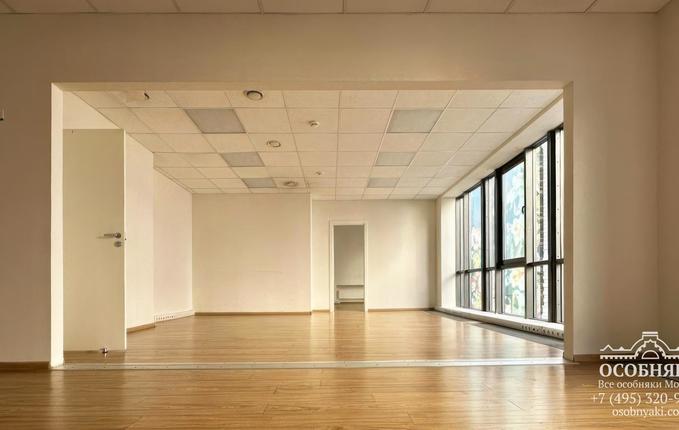 в Пожарском переулке, 15, площадь 3040 м