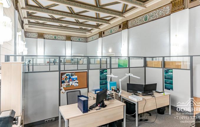 на Баррикадной улице, 8с5А, площадь 237 м